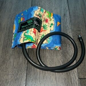 NWOT welch allyn child dinosaur bp cuff